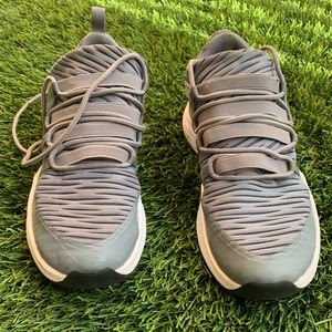 Jordan Formula 23 Low | Size 6.5 Y  (39 Euro)